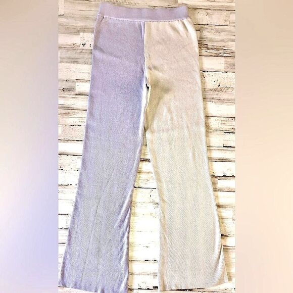 Pending CIDER block colored pants in soft purple and green sz Lg also fit’s Med - Picture 1 of 2